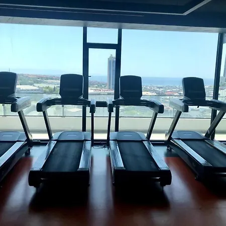 Luxury Flat With Sea & View - Gym & Parking Apartamento *