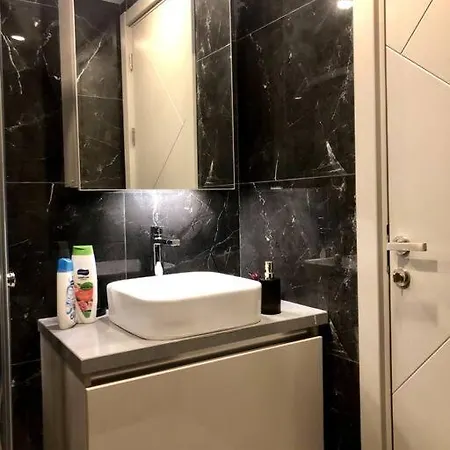Apartman Luxury Flat With Sea & View - Gym & Parking Isztambul