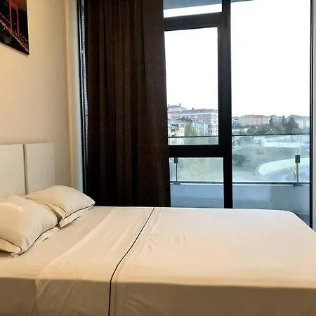 Luxury Flat With Sea & View - Gym & Parking Apartman